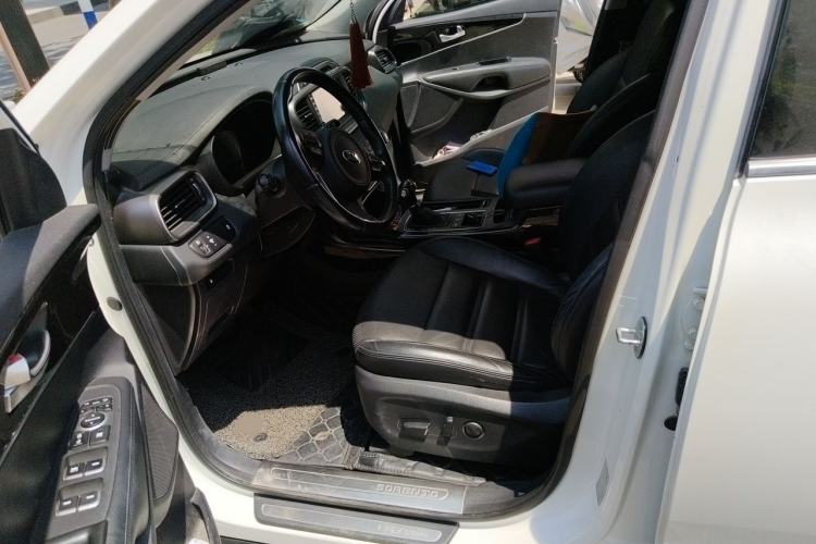 Used Kia Sorento 2015 Sorento L 2.4L Gasoline 4WD Elite Edition 7 Seats China V Emission Standard Driver Seat