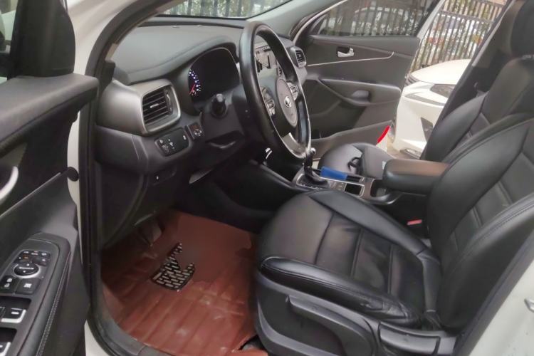 Used Kia Sorento 2015 Sorento L 2.2T Diesel 4WD Sport Edition 7 Seats Driver Seat