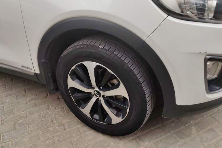 Used Kia Sorento 2015 Sorento L 2.2T Diesel 4WD Sport Edition 7 Seats Exterior 1