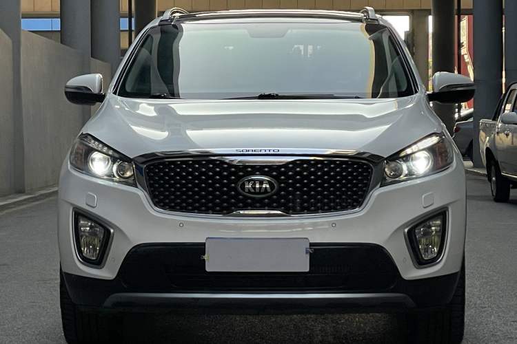 Used Kia Sorento 2015 Sorento L 2.2T Diesel 4WD Prestige Edition 7 Seats China IV Standard Exterior 3