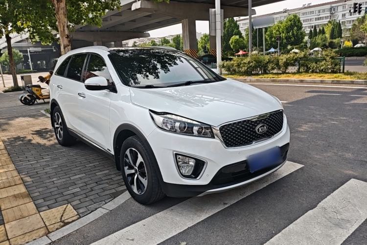 Used Kia Sorento 2015 Sorento L 2.4L Gasoline 4WD Elite Edition 5 Seats China IV Standard Front Right 45 Deg