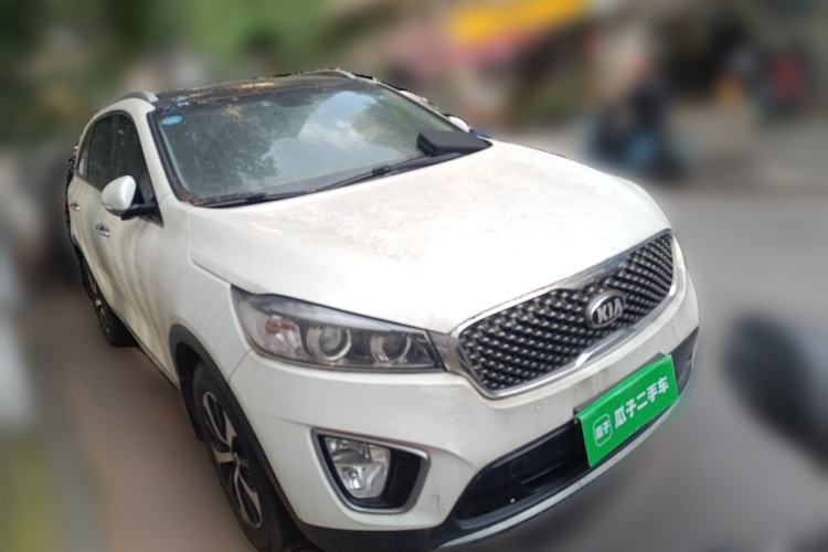 Used Kia Sorento 2015 Sorento L 2.4L Gasoline 4WD Elite Edition 5 Seats China V Emission Standard Front Right 45 Deg