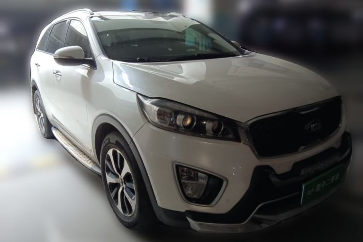 Used Kia Sorento 2015 Sorento L 2.2T Diesel 4WD Elite Edition 7 Seats China IV Standard Front Right 45 Deg