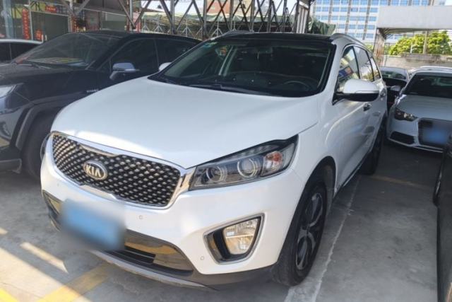 Used Kia Sorento 2015 Sorento L 2.4L Gasoline 4WD Elite Edition 7 Seats China IV Standard