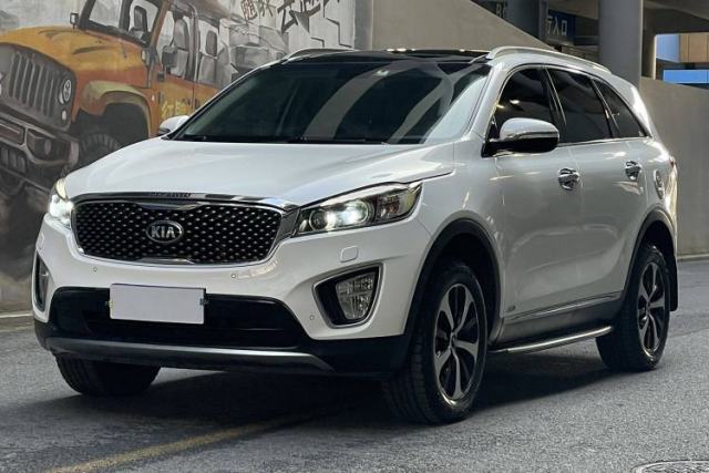Used Kia Sorento 2015 Sorento L 2.2T Diesel 4WD Prestige Edition 7 Seats China IV Standard
