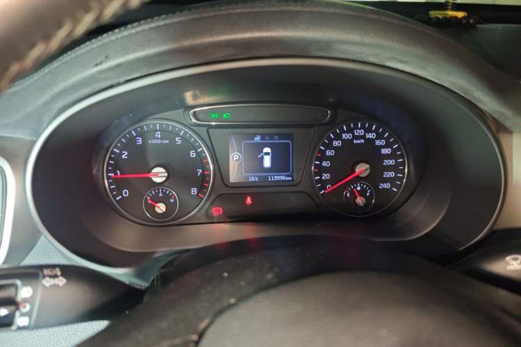 Used Kia Sorento 2015 Sorento L 2.4L Gasoline 4WD Sport Edition 5 Seats China IV Standard Instrument Cluster