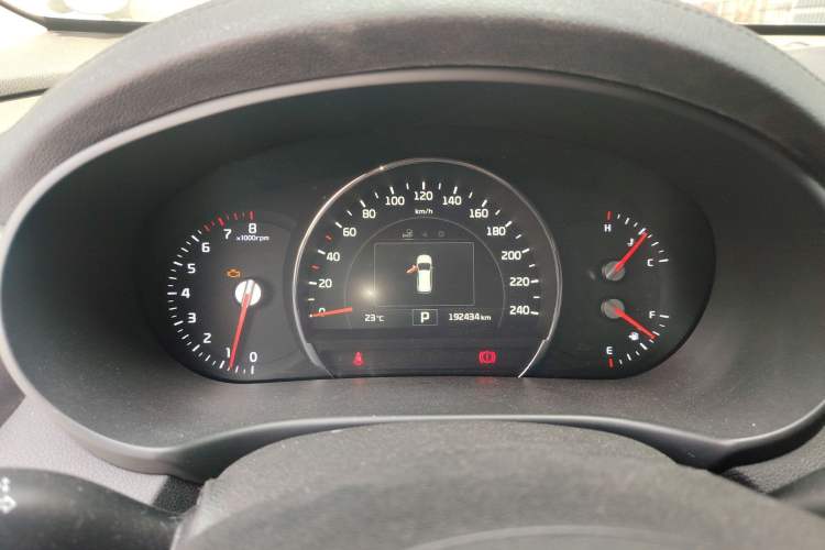 Used Kia Sorento 2015 Sorento L 2.4L Gasoline 4WD Elite Edition 7 Seats China IV Standard Instrument Cluster