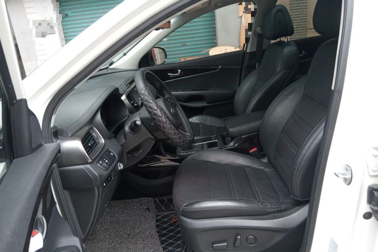 Used Kia Sorento 2015 Sorento L 2.4L Gasoline 4WD Elite Edition 7 Seats China V Emission Standard Left Front Seat