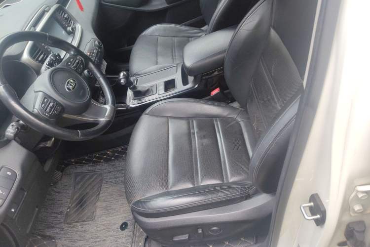 Used Kia Sorento 2015 Sorento L 2.2T Diesel 4WD Elite Edition 7 Seats China IV Standard Left Front Seat