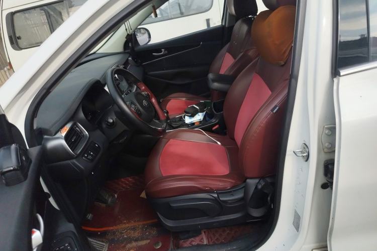 Used Kia Sorento 2015 Sorento L 2.4L Gasoline 4WD Sport Edition 5 Seats China IV Standard Left Front Seat