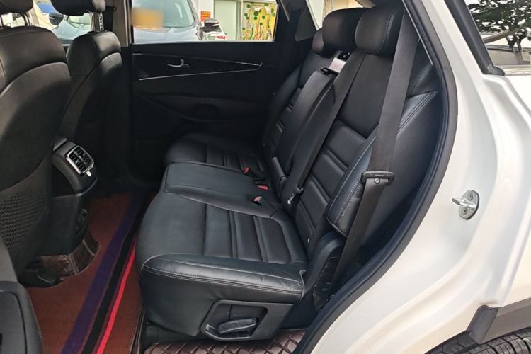 Used Kia Sorento 2015 Sorento L 2.4L Gasoline 4WD Elite Edition 5 Seats China IV Standard Left Rear Seat