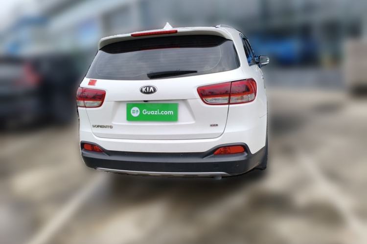 Used Kia Sorento 2015 Sorento L 2.4L Gasoline 4WD Elite Edition 5 Seats China IV Standard Rear