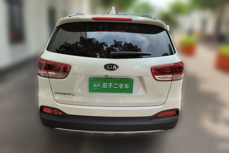 Used Kia Sorento 2015 Sorento L 2.4L Gasoline 4WD Elite Edition 7 Seats China V Emission Standard Rear
