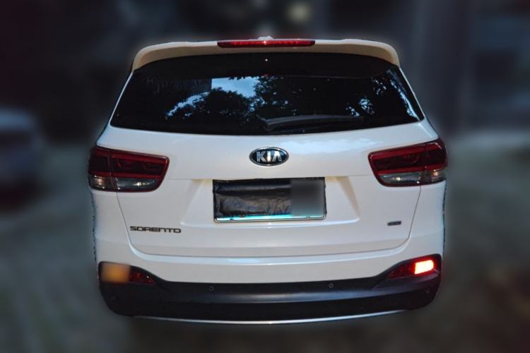 Used Kia Sorento 2015 Sorento L 2.4L Gasoline 4WD Elite Edition 7 Seats China IV Standard Rear