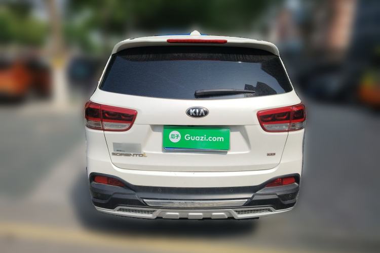 Used Kia Sorento 2015 Sorento L 2.4L Gasoline 4WD Elite Edition 7 Seats China IV Standard Rear