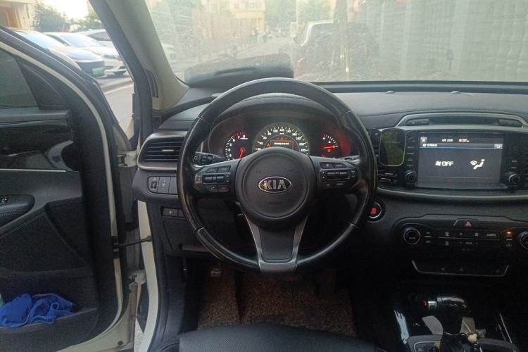 Used Kia Sorento 2015 Sorento L 2.4L Gasoline 4WD Elite Edition 5 Seats China V Emission Standard Steering Wheel