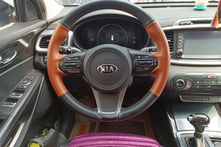 Used Kia Sorento 2015 Sorento L 2.2T Diesel 4WD Elite Edition 5 Seats China IV Standard Steering Wheel