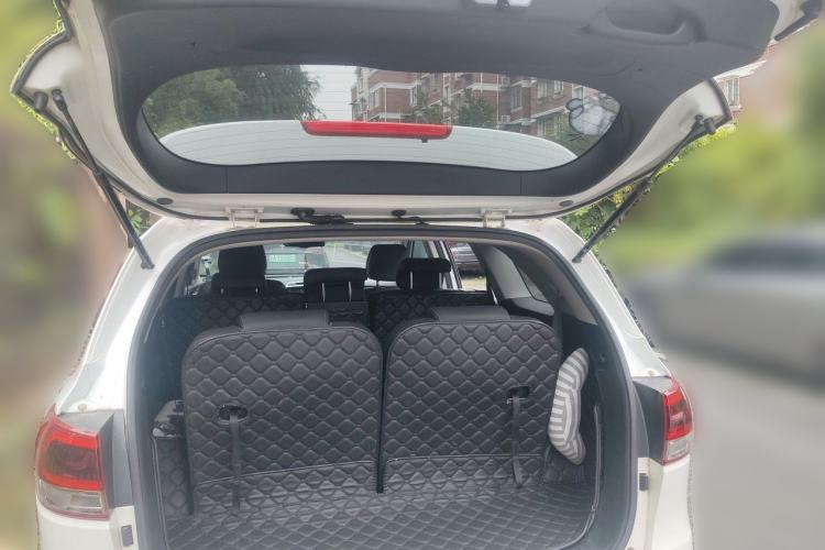 Used Kia Sorento 2015 Sorento L 2.2T Diesel 4WD Elite Edition 7 Seats China IV Standard Trunk