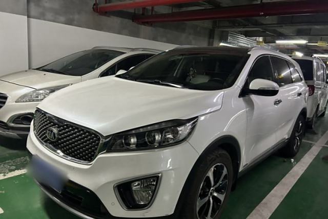 Used Kia Sorento 2015 Sorento L 2.4L Gasoline 4WD Elite Edition 7 Seats China IV Standard