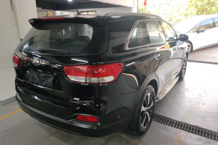 Used Kia Sorento 2016 Sorento L 2.4L Gasoline 4WD Custom Edition 7 Seats China IV Standard Rear Right 45 Deg