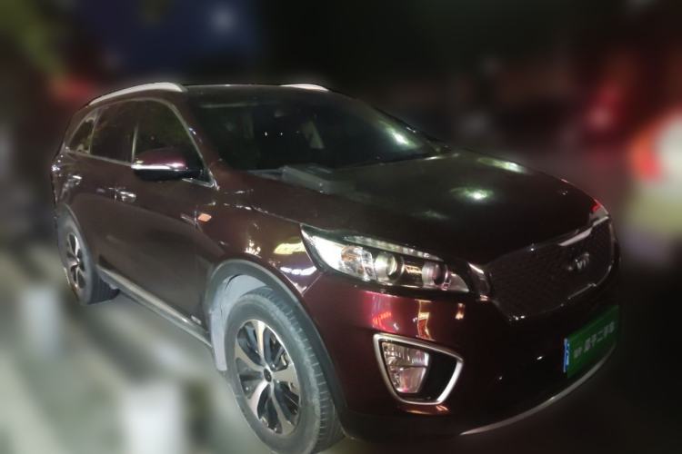 Used Kia Sorento 2016 Sorento L 2.2T Diesel 4WD Elite Edition 7 Seats China V Emission Standard Front Right 45 Deg