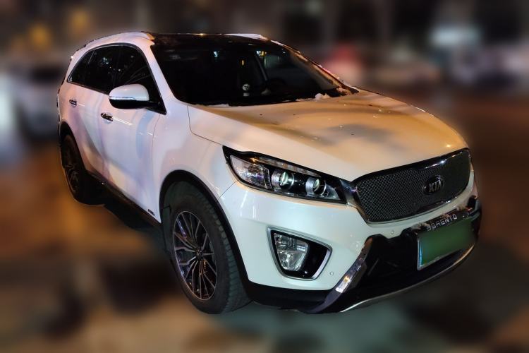 Used Kia Sorento 2016 Sorento L 2.2T Diesel 4WD Elite Edition 7 Seats China V Emission Standard Front Right 45 Deg