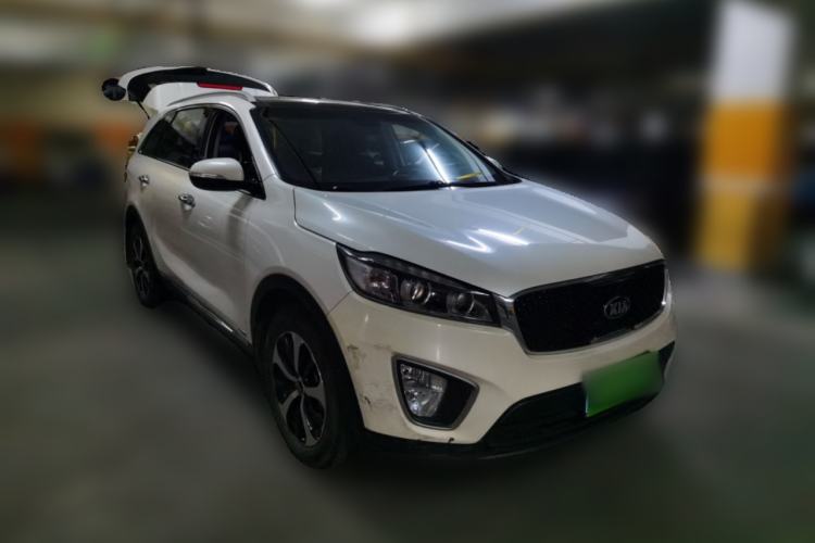 Used Kia Sorento 2016 Sorento L 2.2T Diesel 4WD Custom Edition 7 Seats China IV Standard Front Right 45 Deg