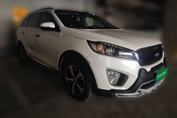 Used Kia Sorento 2016 Sorento L 2.4L Gasoline 4WD Custom Edition 5 Seats China IV Standard Front Right 45 Deg