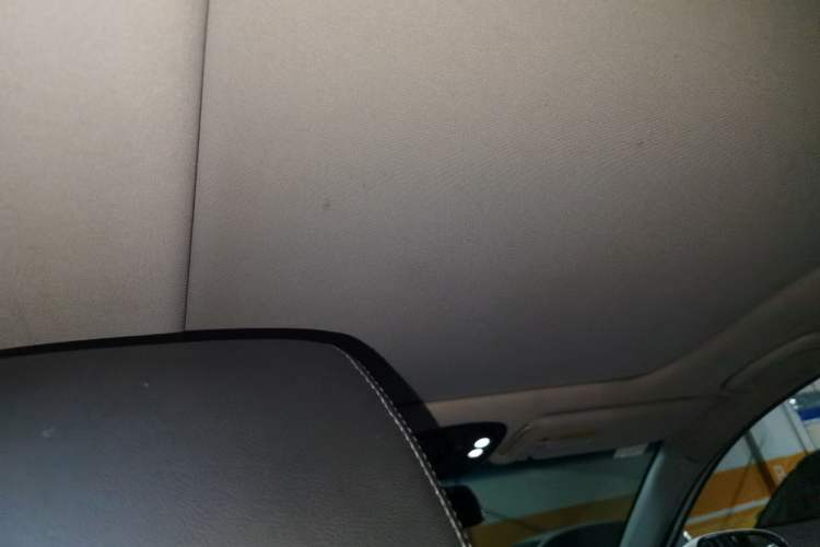 Used Kia Sorento 2016 Sorento L 2.2T Diesel 4WD Custom Edition 7 Seats China IV Standard Headliner