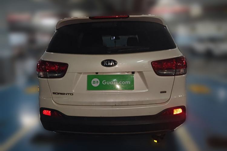Used Kia Sorento 2016 Sorento L 2.4L Gasoline 4WD Custom Edition 5 Seats China IV Standard Rear