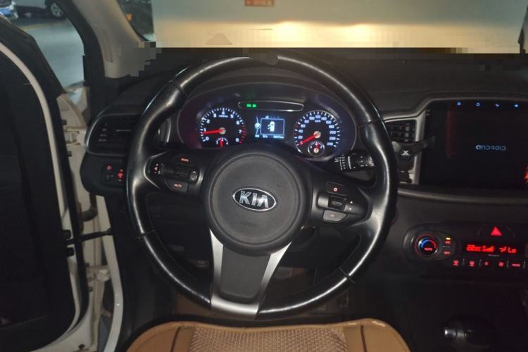 Used Kia Sorento 2016 Sorento L 2.4L Gasoline 4WD Custom Edition 7 Seats China IV Standard Steering Wheel