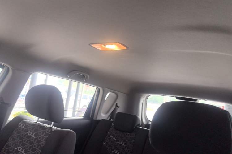 Used Kia Soul 2013 1.6L MT GL Interior 5