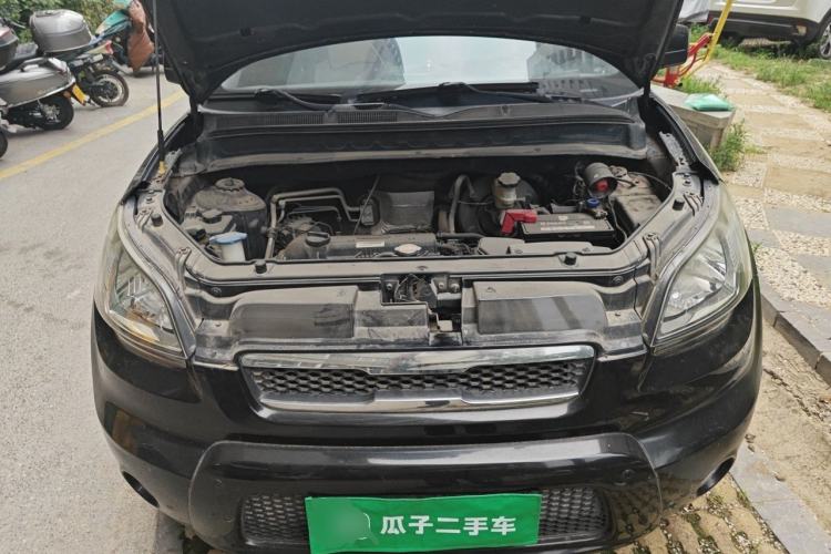 Used Kia Soul 2010 1.6L AT GL Engine Bay