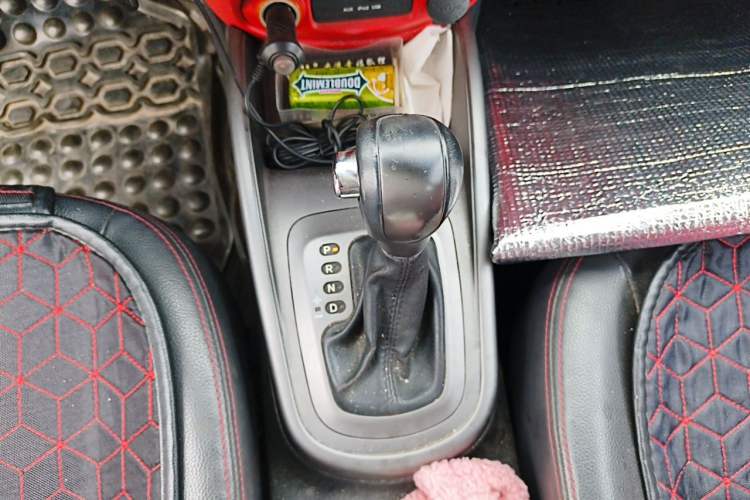 Used Kia Soul 2010 1.6L AT Premium Gear Lever