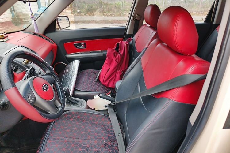 Used Kia Soul 2010 1.6L AT Premium Left Front Seat