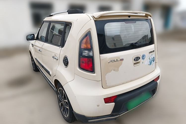 Used Kia Soul 2010 1.6L AT Premium Rear Left 45 Deg