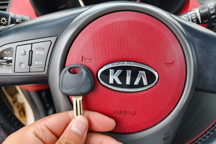 Used Kia Soul 2010 1.6L AT Premium Vehicle Key