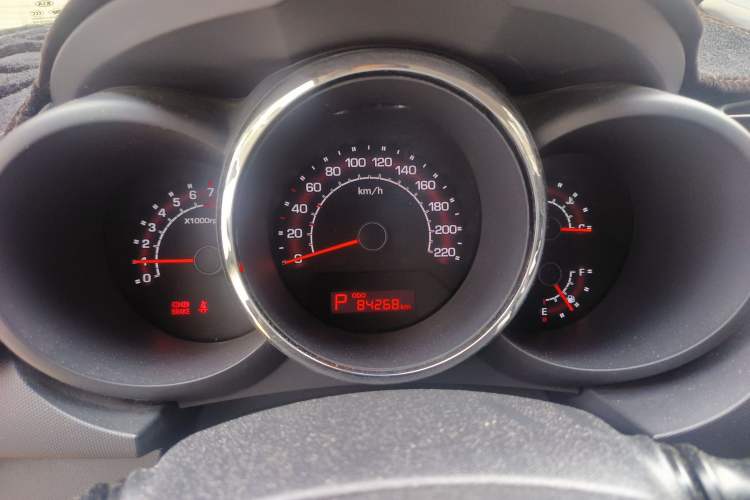Used Kia Soul 2010 1.6L AT GLS Instrument Cluster