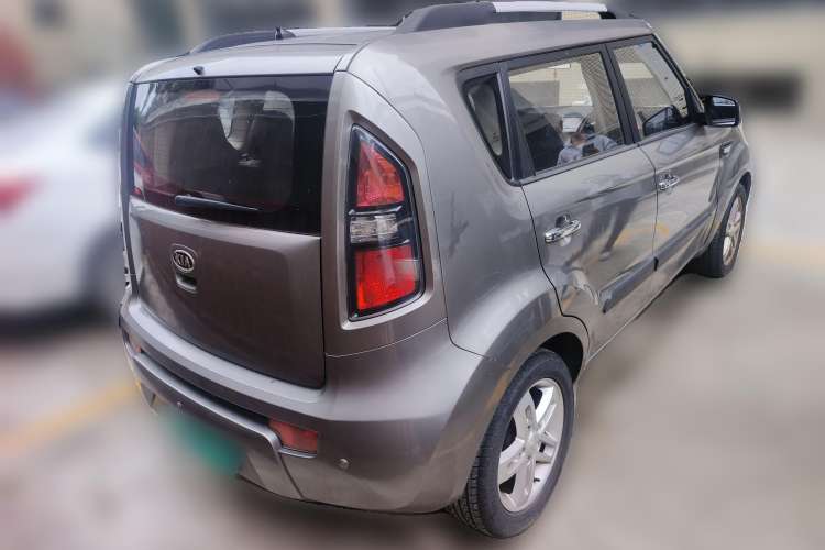 Used Kia Soul 2010 1.6L AT GLS Rear Right 45 Deg