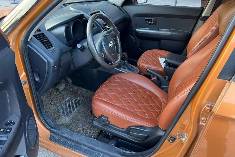 Used Kia Soul 2010 1.6L AT GL Driver Seat