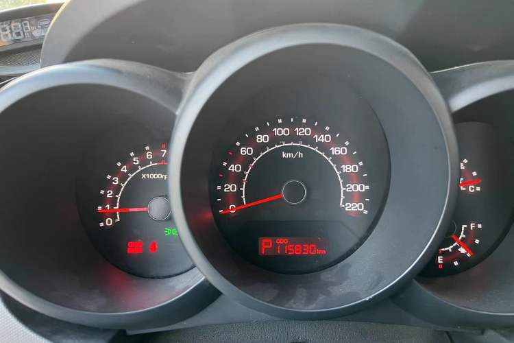Used Kia Soul 2010 1.6L AT GL Instrument Cluster