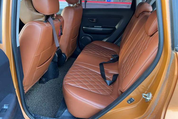 Used Kia Soul 2010 1.6L AT GL Left Rear Seat