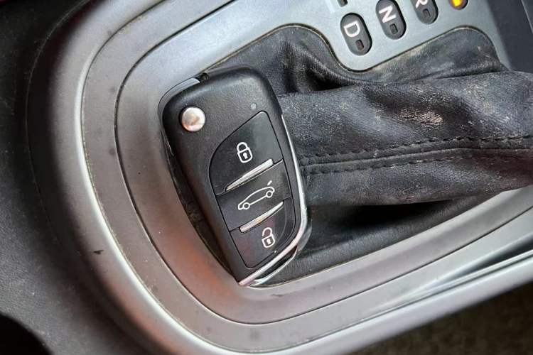 Used Kia Soul 2010 1.6L AT GL Vehicle Key
