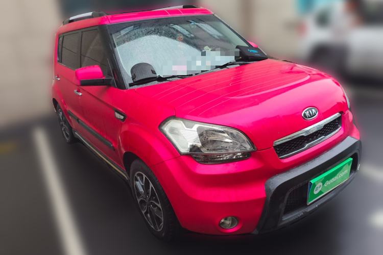 Used Kia Soul 2010 1.6L AT Premium Front Right 45 Deg