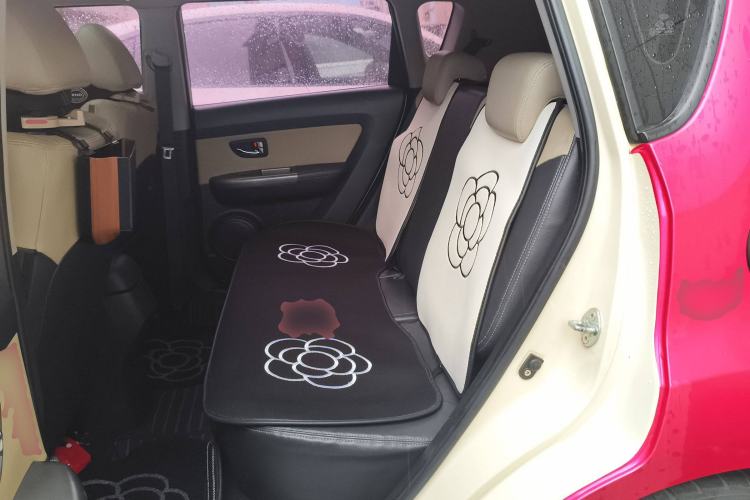 Used Kia Soul 2010 1.6L AT Premium Left Rear Seat