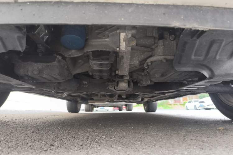 Used Kia Soul 2010 1.6L AT GL Chassis Front