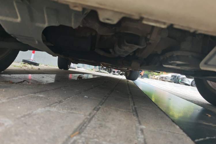 Used Kia Soul 2010 1.6L AT GL Chassis Front