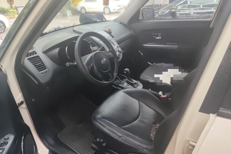 Used Kia Soul 2010 1.6L AT Premium Driver Seat