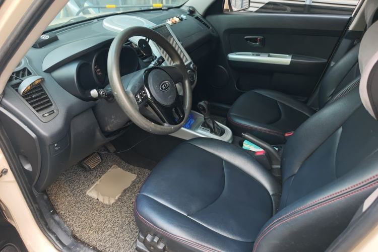 Used Kia Soul 2010 1.6L AT GL Driver Seat