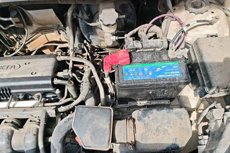 Used Kia Soul 2010 1.6L AT GLS Engine Bay Left